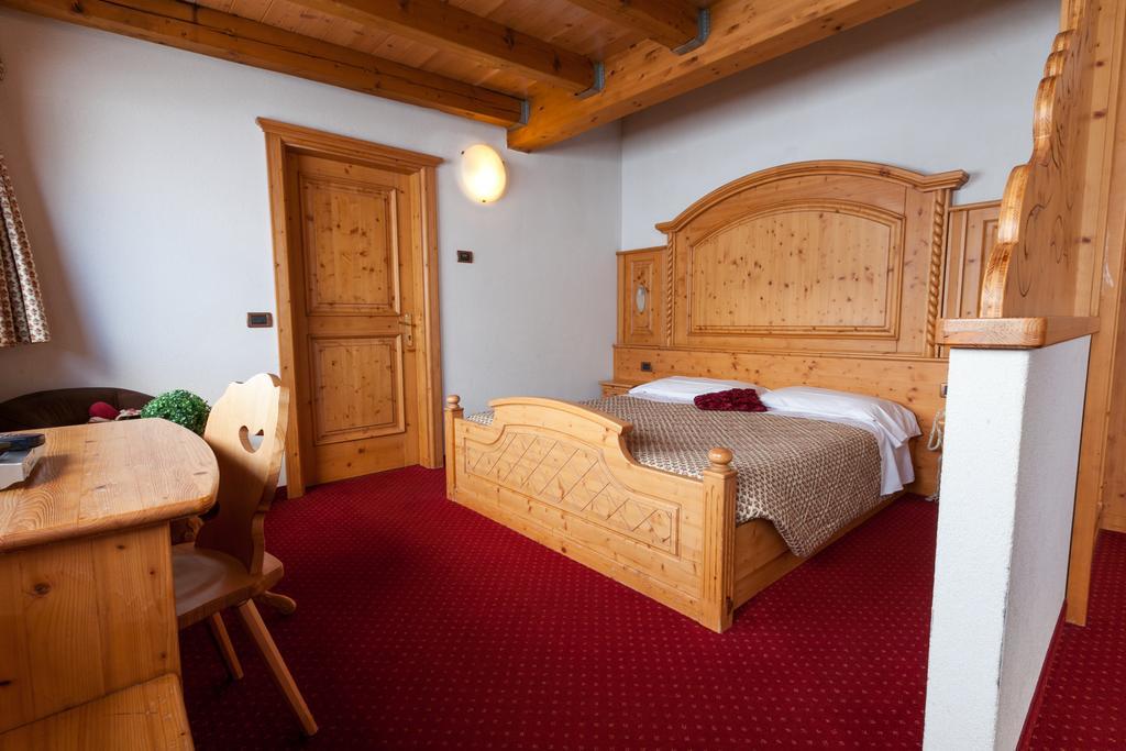 Sporting Hotel Passo del Tonale Exterior foto