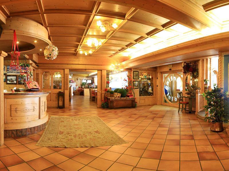Sporting Hotel Passo del Tonale Exterior foto