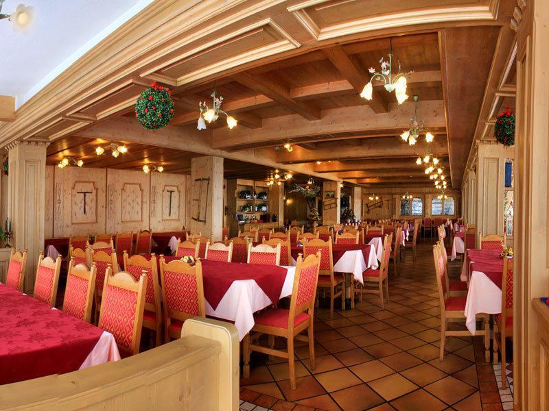 Sporting Hotel Passo del Tonale Exterior foto