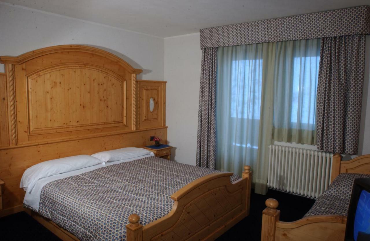 Sporting Hotel Passo del Tonale Exterior foto